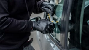 Μου έκλεψαν το αμάξι